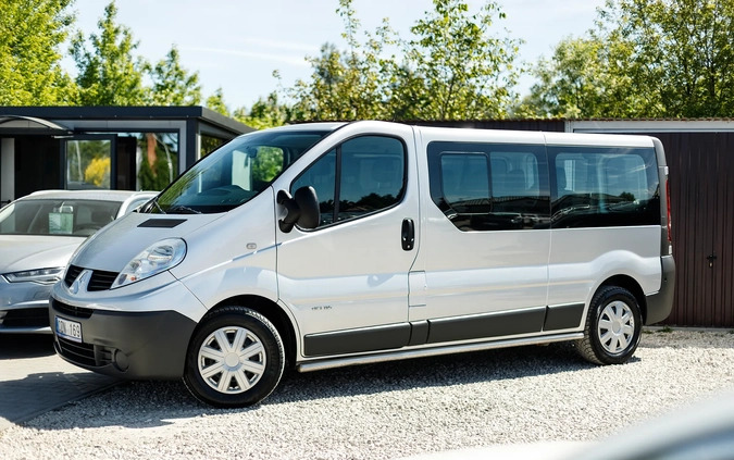 Renault Trafic cena 58900 przebieg: 218000, rok produkcji 2014 z Sandomierz małe 667